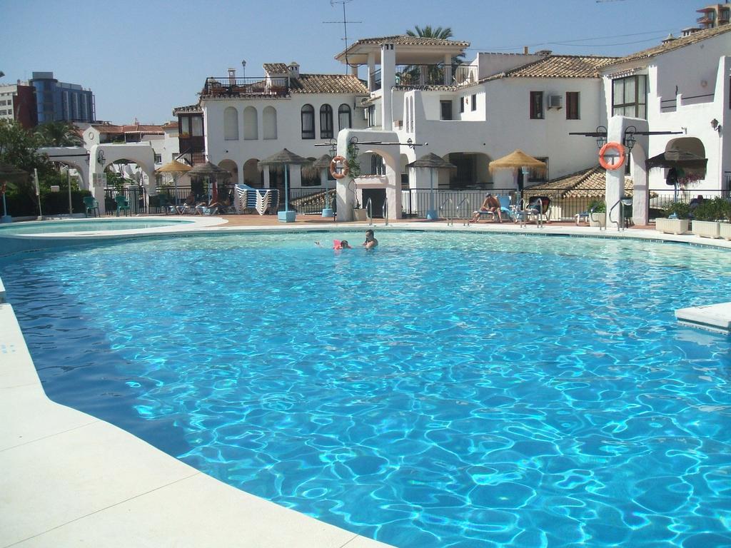 Benalmadenapartments Bbq Evita Beach Club Rom bilde